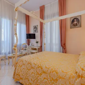 https://hotel-marte-biasin.hotelinveneto.com